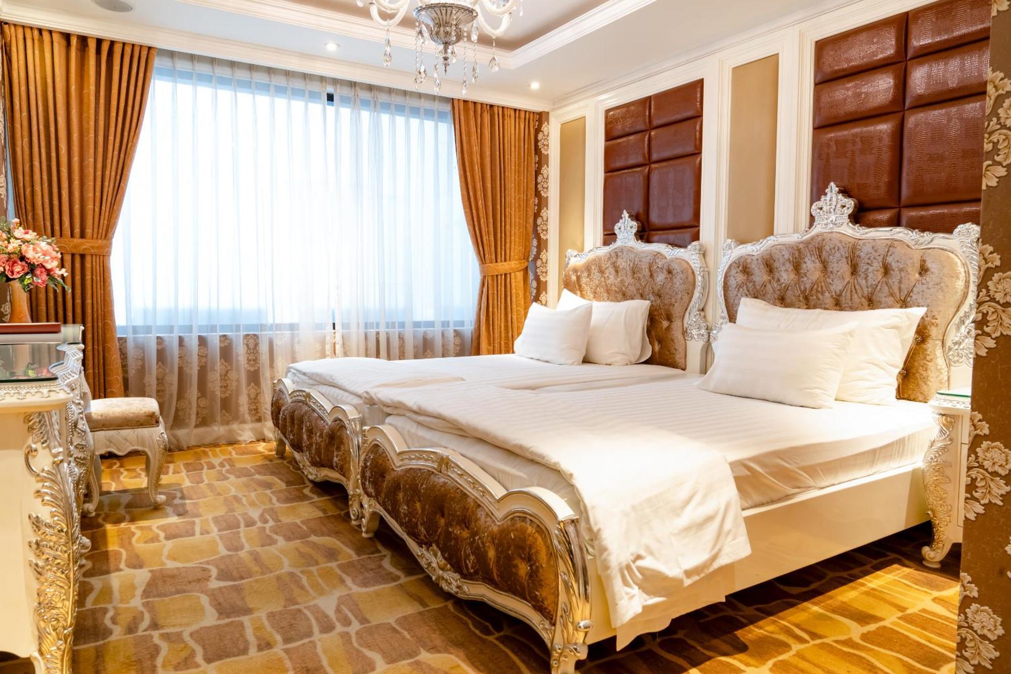 Hoang Trieu Hotel Ho Şi Min Exterior foto