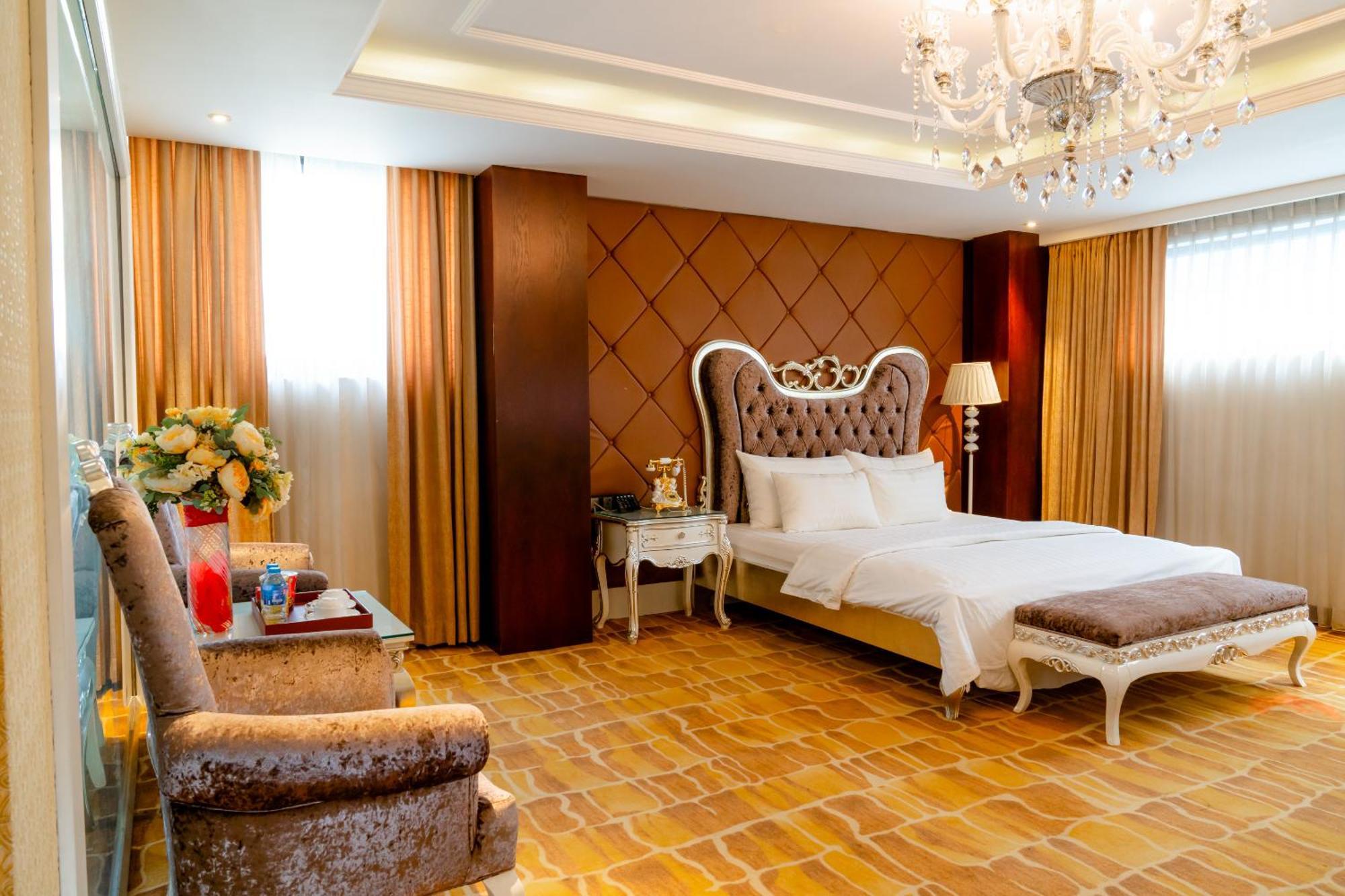 Hoang Trieu Hotel Ho Şi Min Exterior foto